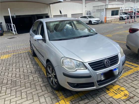 VOLKSWAGEN POLO SEDAN 1.6 MI 8V FLEX 4P AUTOMATIZADO